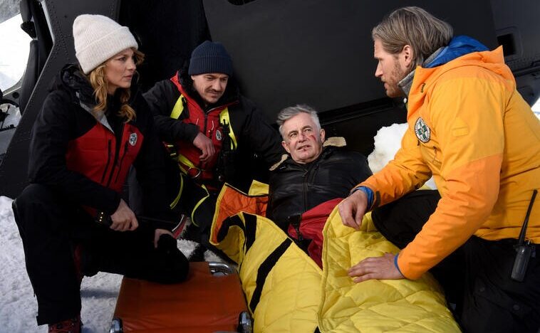 Michi verunglückt mit dem Heli - und es kommt zur Katastrophe... Foto: ZDF und Barbara Bauriedl.