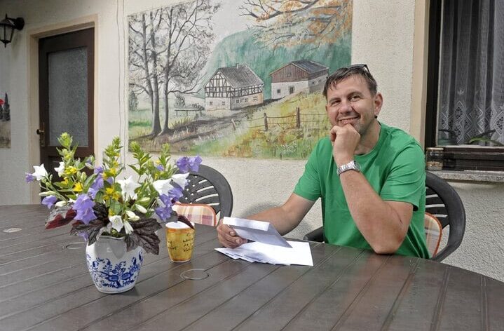 Thomas Köhler (39) aus Pfaffroda bei Olbernhau hofft bei der RTL-Kuppelshow auf sein Liebesglück.  © Sven Gleisberg Thomas Köhler (39) aus Pfaffroda bei Olbernhau hofft bei der RTL-Kuppelshow auf sein Liebesglück.  © Sven Gleisberg